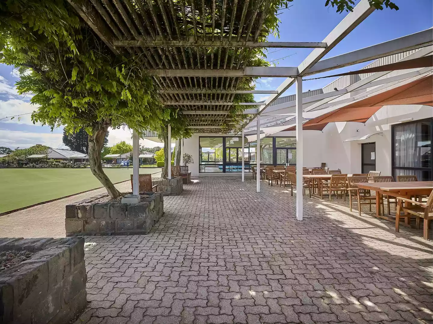 12 - 2 Bedroom + Garage 