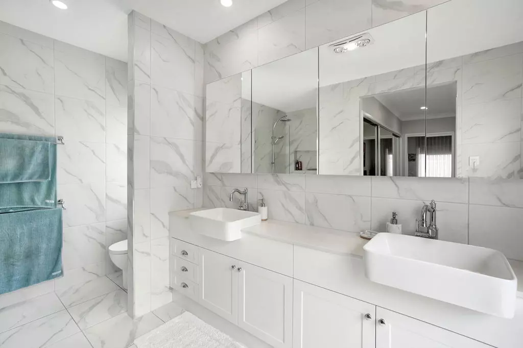 74 Oakdale II at Palm Lake Resort Beachmere Bay