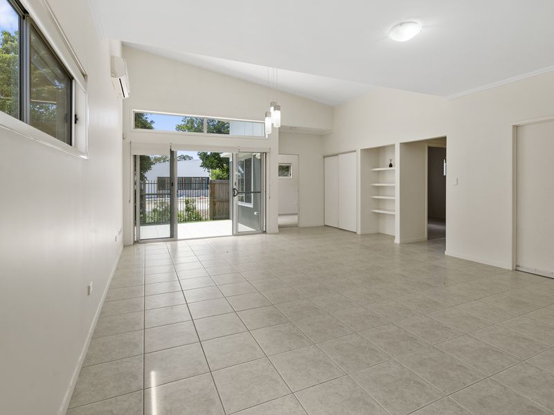 Beautiful home in over 50s resort style community