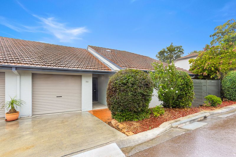 Updated Villa with Alfresco Dining and Serene Garden Views