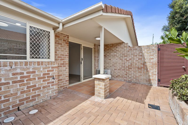 Generous 1-Bed Villa in the Heart of the Village