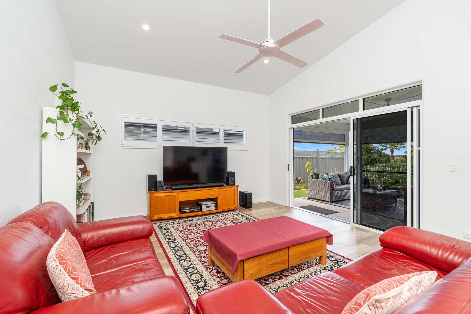Home 1 | A Corner Position, A Garden Outlook & A Lifestyle to Love
