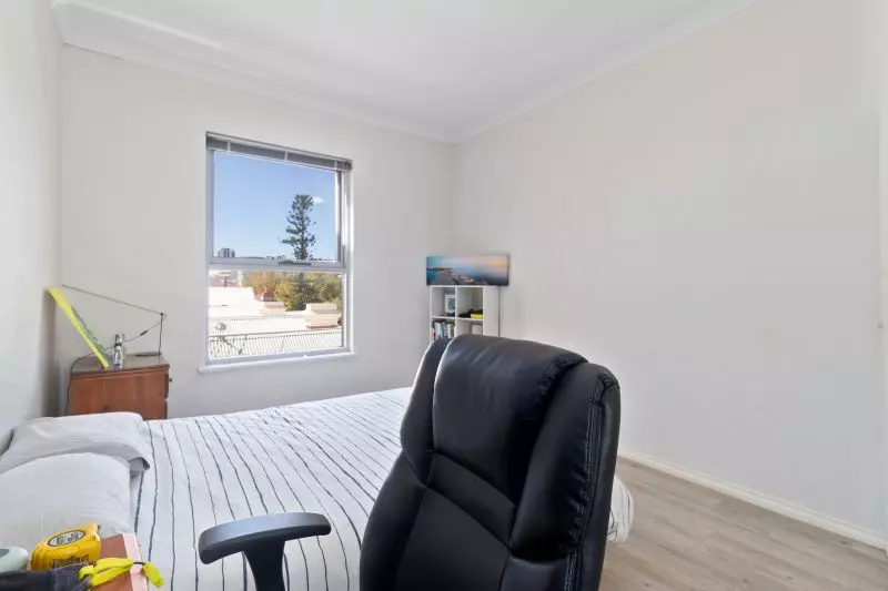 Central Living & Resort Style!