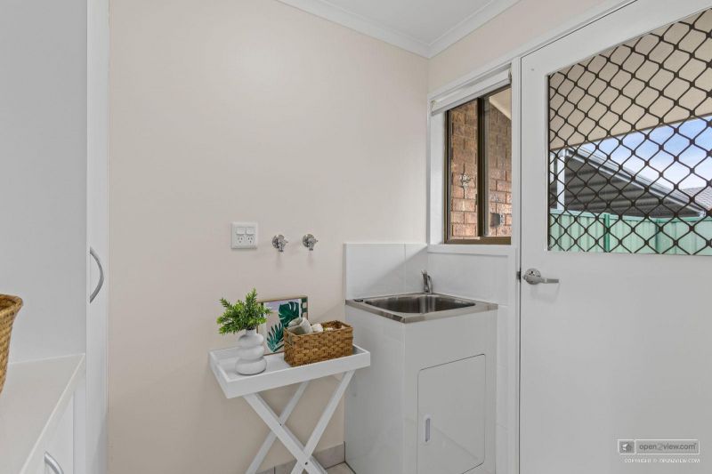 Stunning 2 bed unit with Garden Views