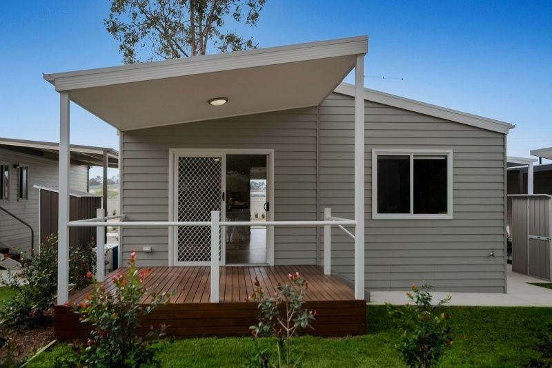 STUNNING STYLE WITH MODERN FEATURES