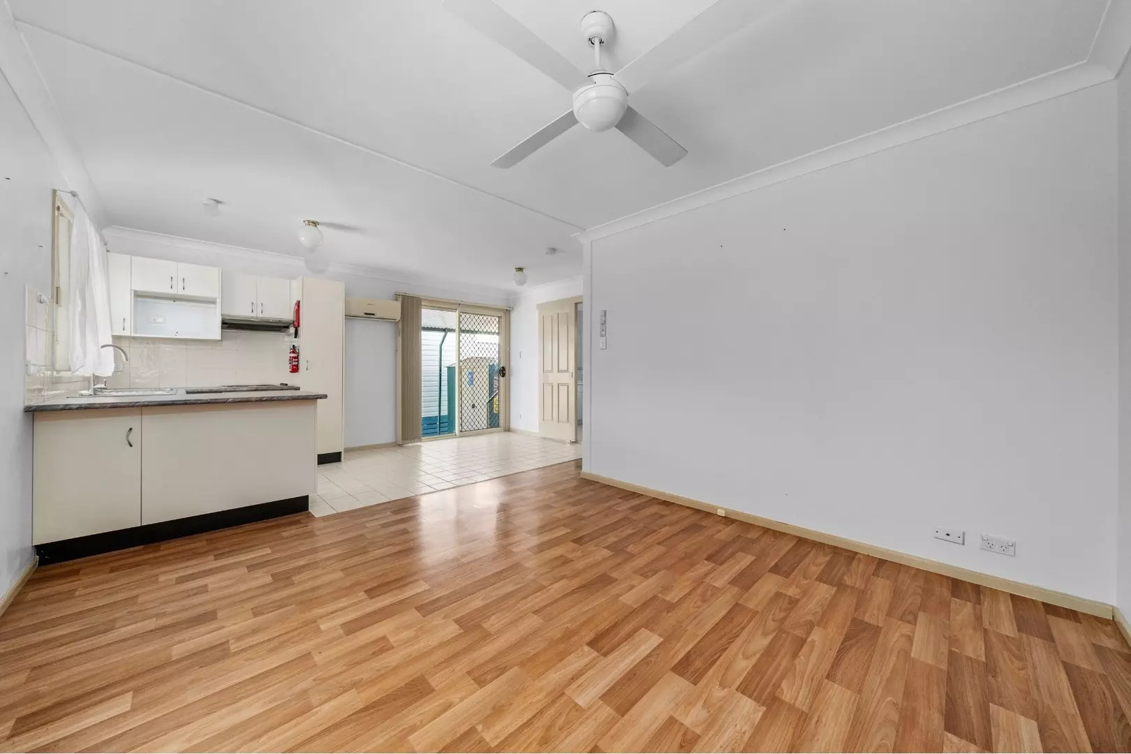 Charming 1-Bedroom Unit