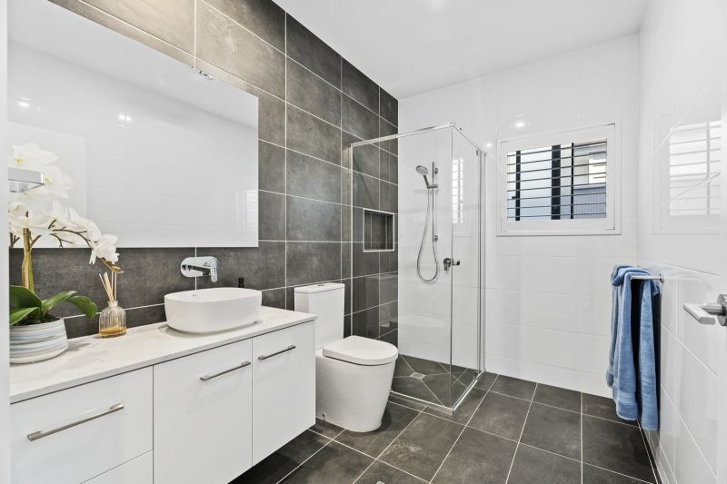 Site 446 - Established Special