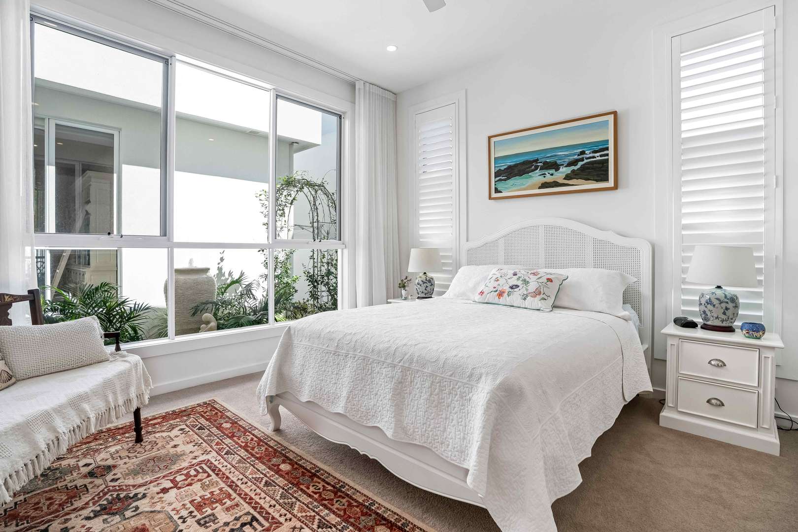 Resale - Home 149 - Tranquil Corner Retreat with Palm Lake Inspired Design