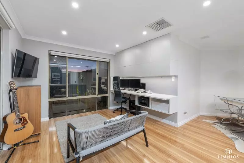 Standalone street front villa