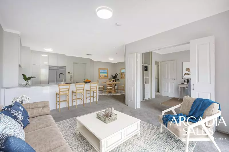 NORTH FACING NEW REFURBISHED TOP FLOOR APT