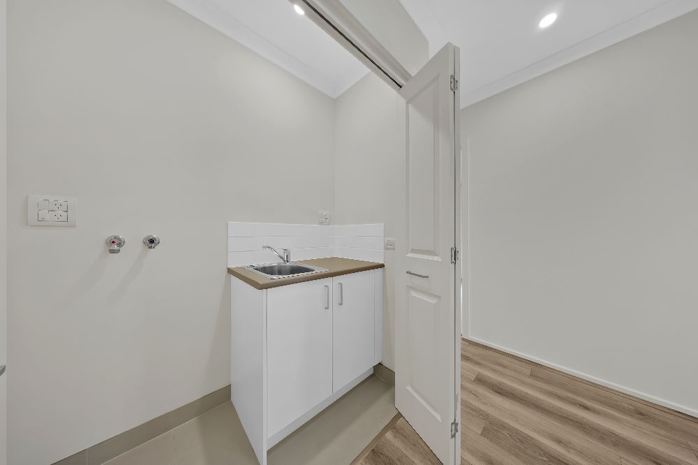 54/5 Harmony Chase, Clyde North