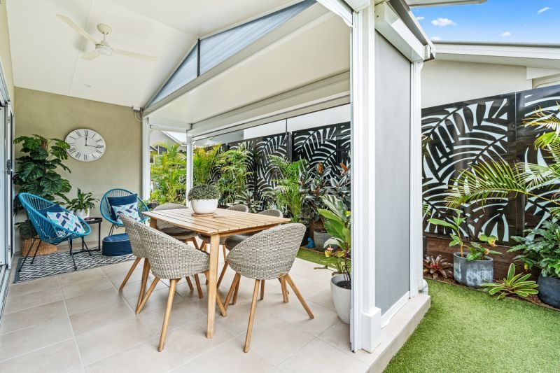 Beautifully Presented Home with Waterway Views