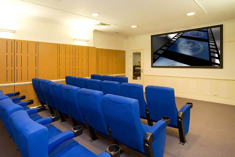 Garden setting North facing ground level unit