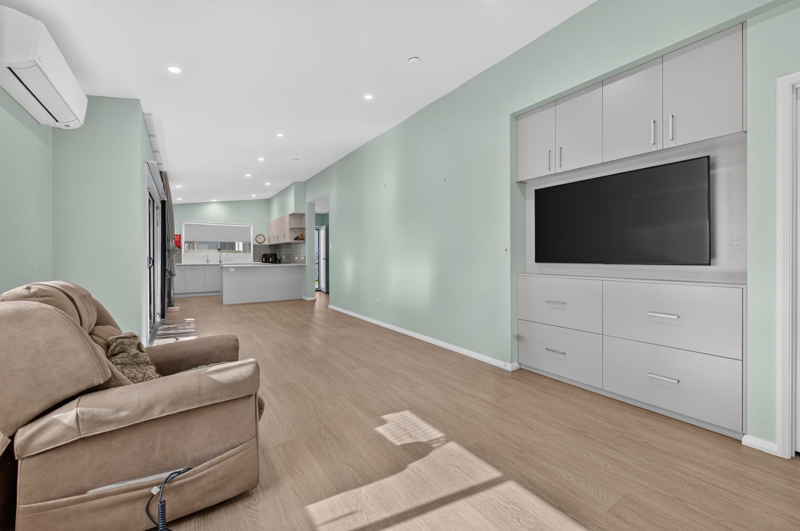 Lusso Estate - Relaxed Three-Bedroom House