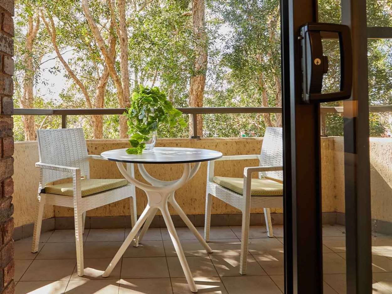 A welcoming village within the village of Mosman. Newly refurbished - #57 is a lovely 1-bed apartment on level 4 in Uniting The Garrison Village