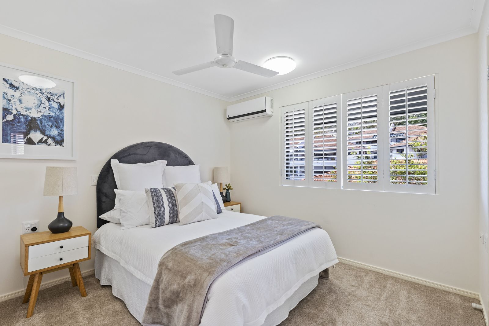 Superbly spacious apartment with garden views