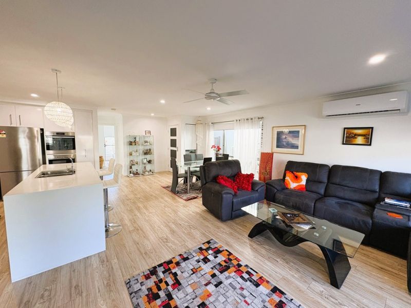 Beautiful Home Ready To Go