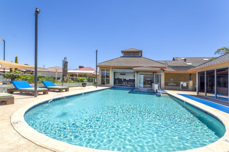 ARCADIA WATERS MADDINGTON - This Property Is Sure To Impress...