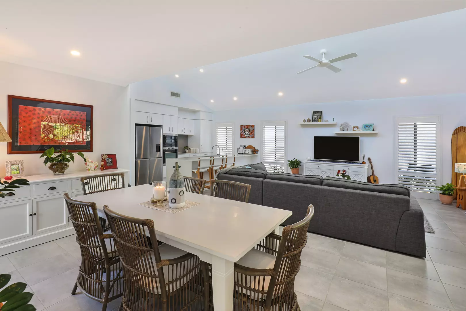 Where Living Is Easy! - Villa 193