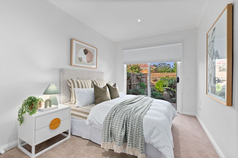 Stylishly updated two-bedroom plus study villa with delightful garden