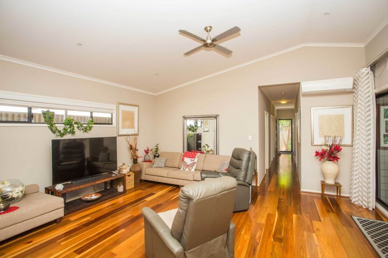 Beautiful & spacious 3 bedroom, 2 bathroom home with double carport