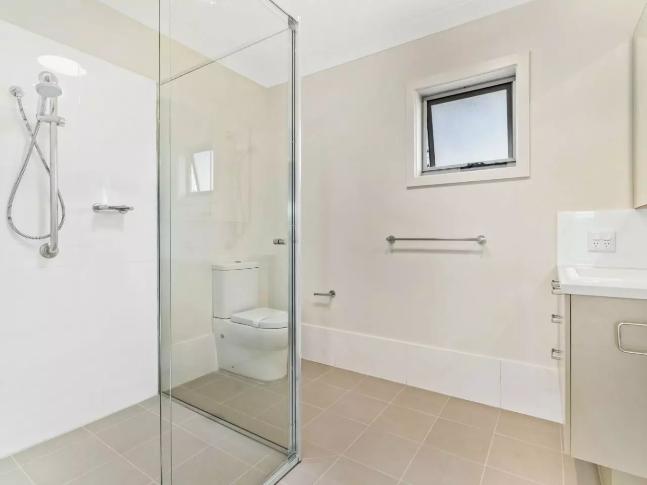 258/100 Gilchrist Drive, Campbelltown