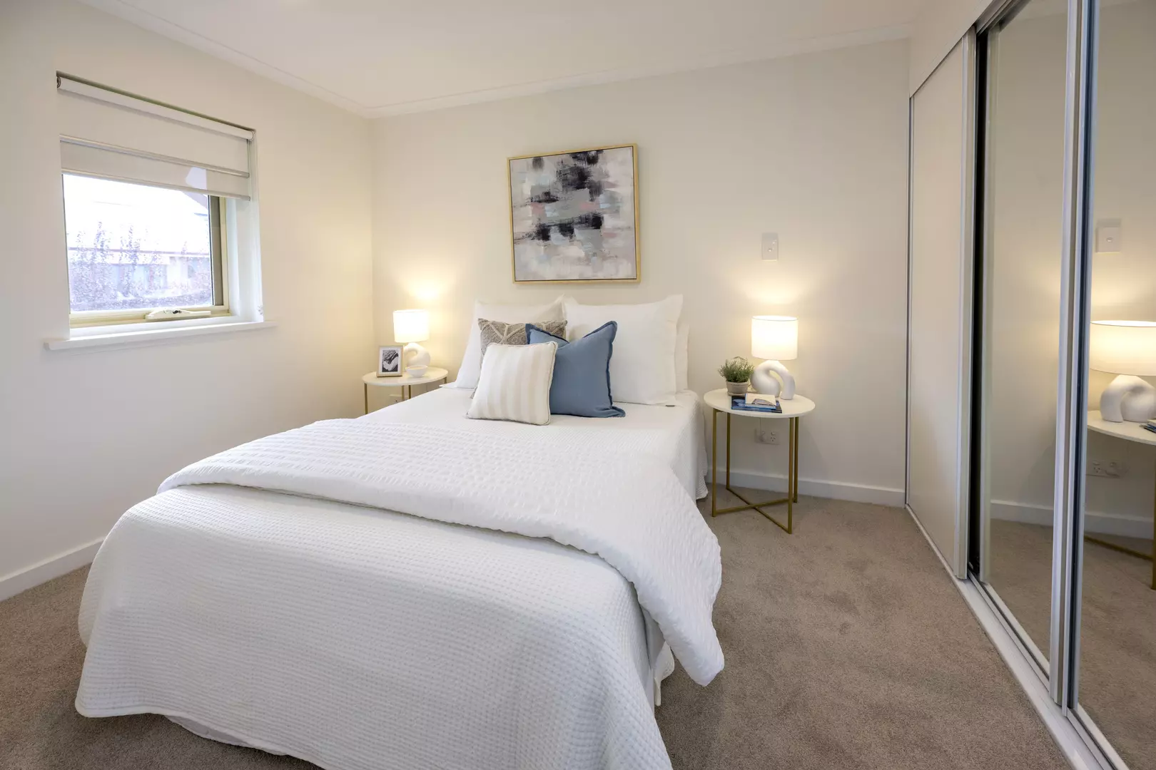 Eldercare College Green: modern two bedroom unit with study