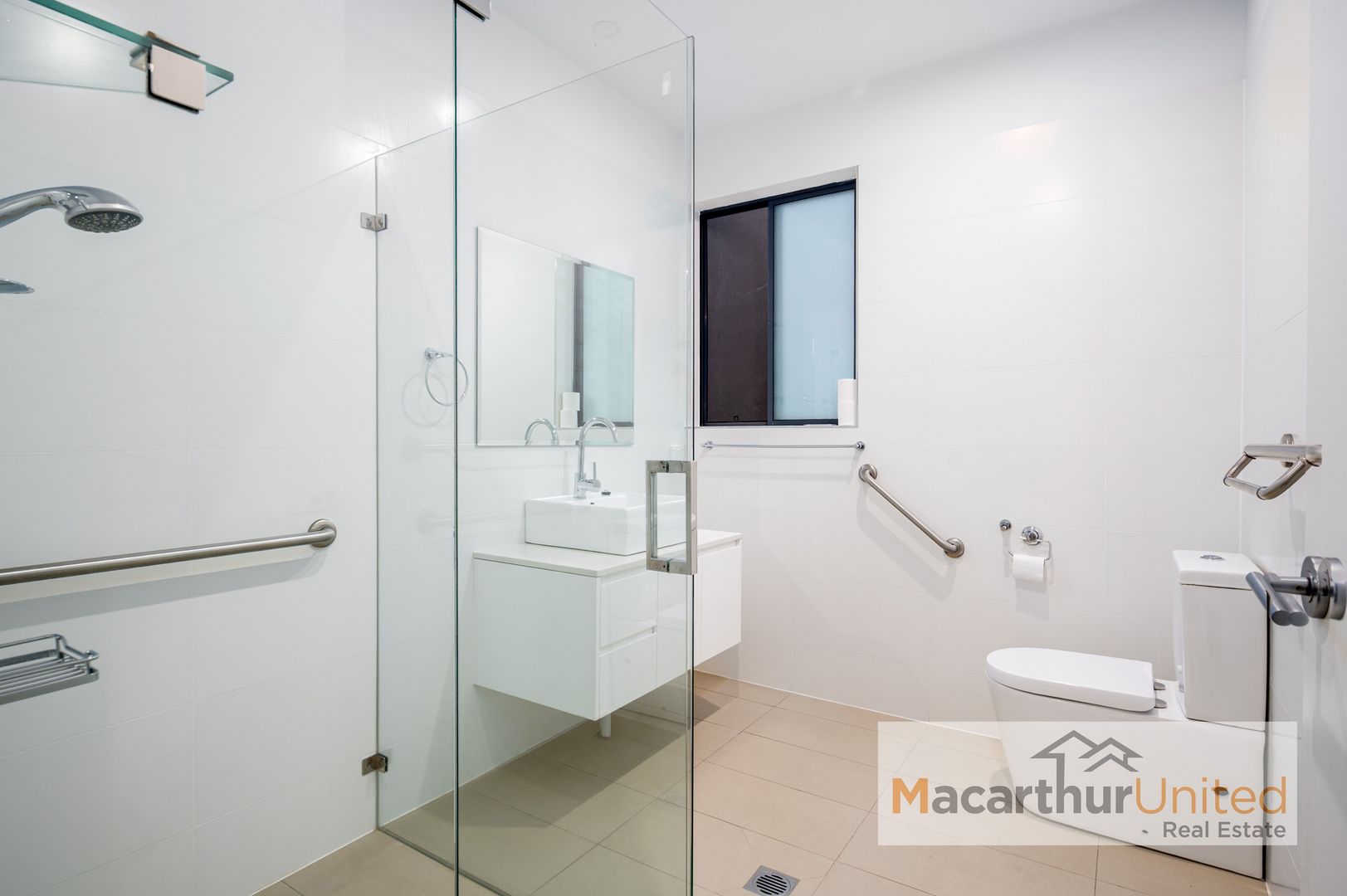 STYLISH VILLA READY FOR ITS NEW FAMILY IN MOUNT GILEAD ESTATE!