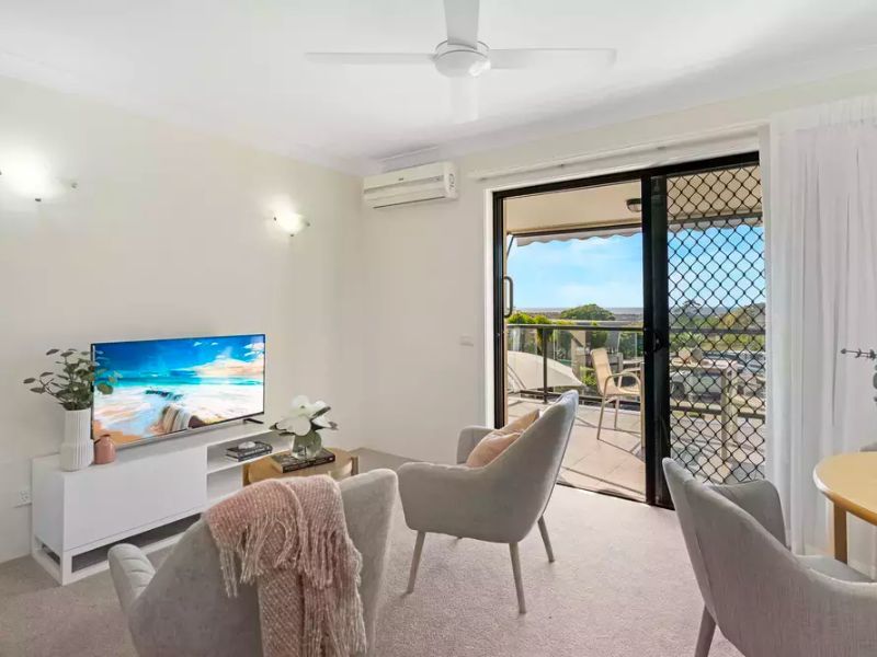 Aveo Ocean View Studio 20: North East Facing Studio with Balcony and Ocean Views