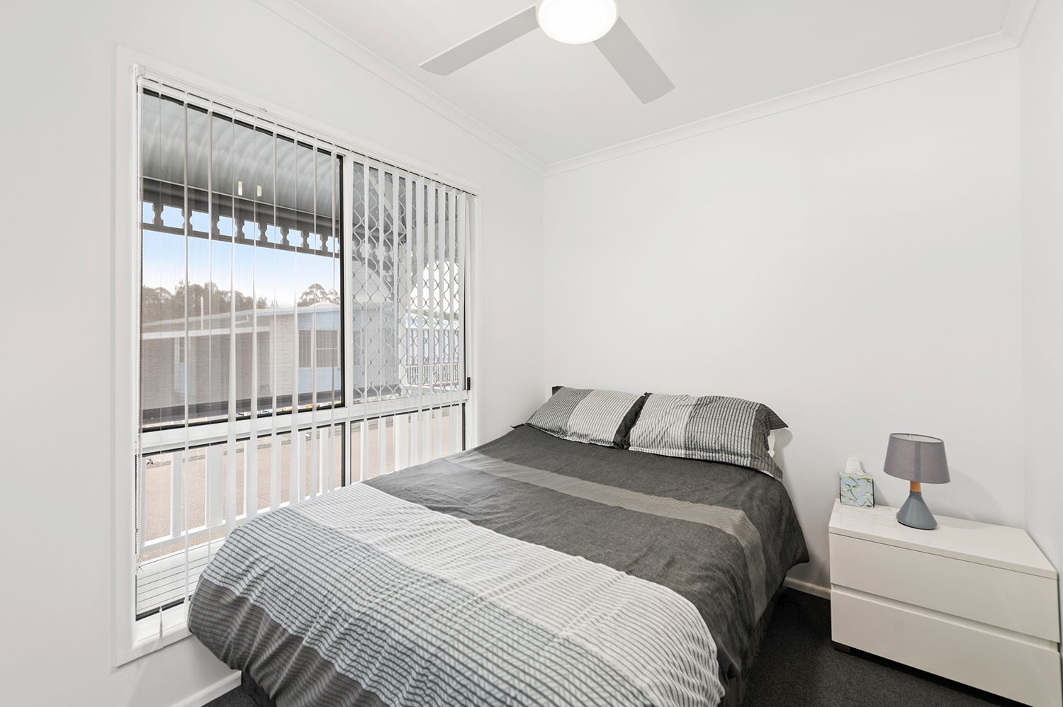 Vogue Presentation - Ultra Prestige Inclusions - Gorgeous Courtyard