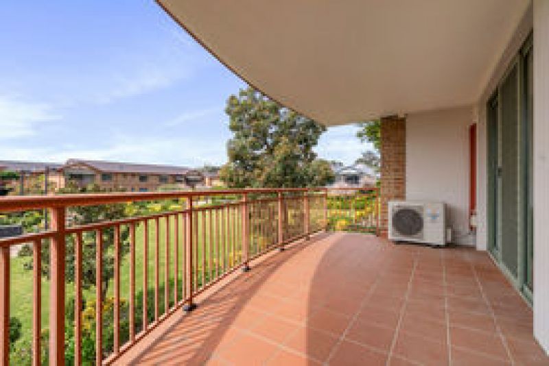 Elegant Corner Position with Stunning Bowling Green Views