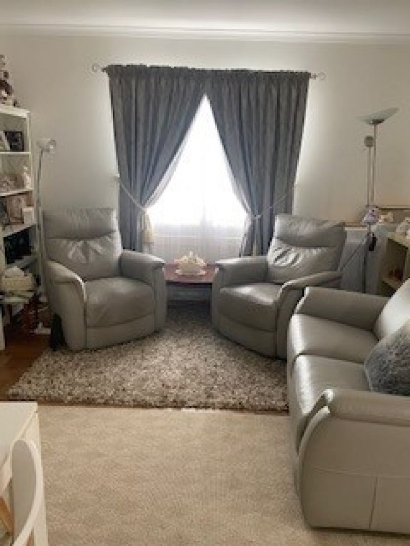 2 bedroom home in convenient location