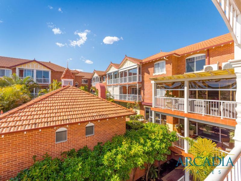 Fully Refurbished North Facing Property at The Beaumont Swanbourne