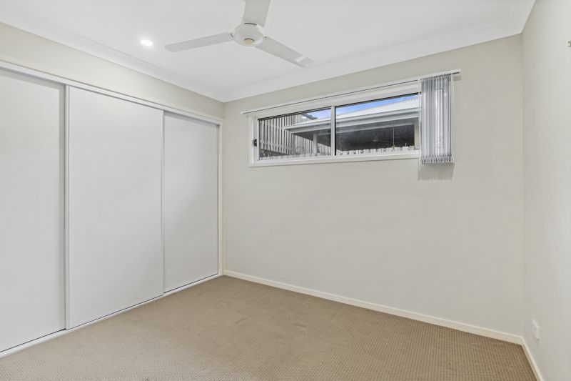 Lush Garden Views & Carefree Living!