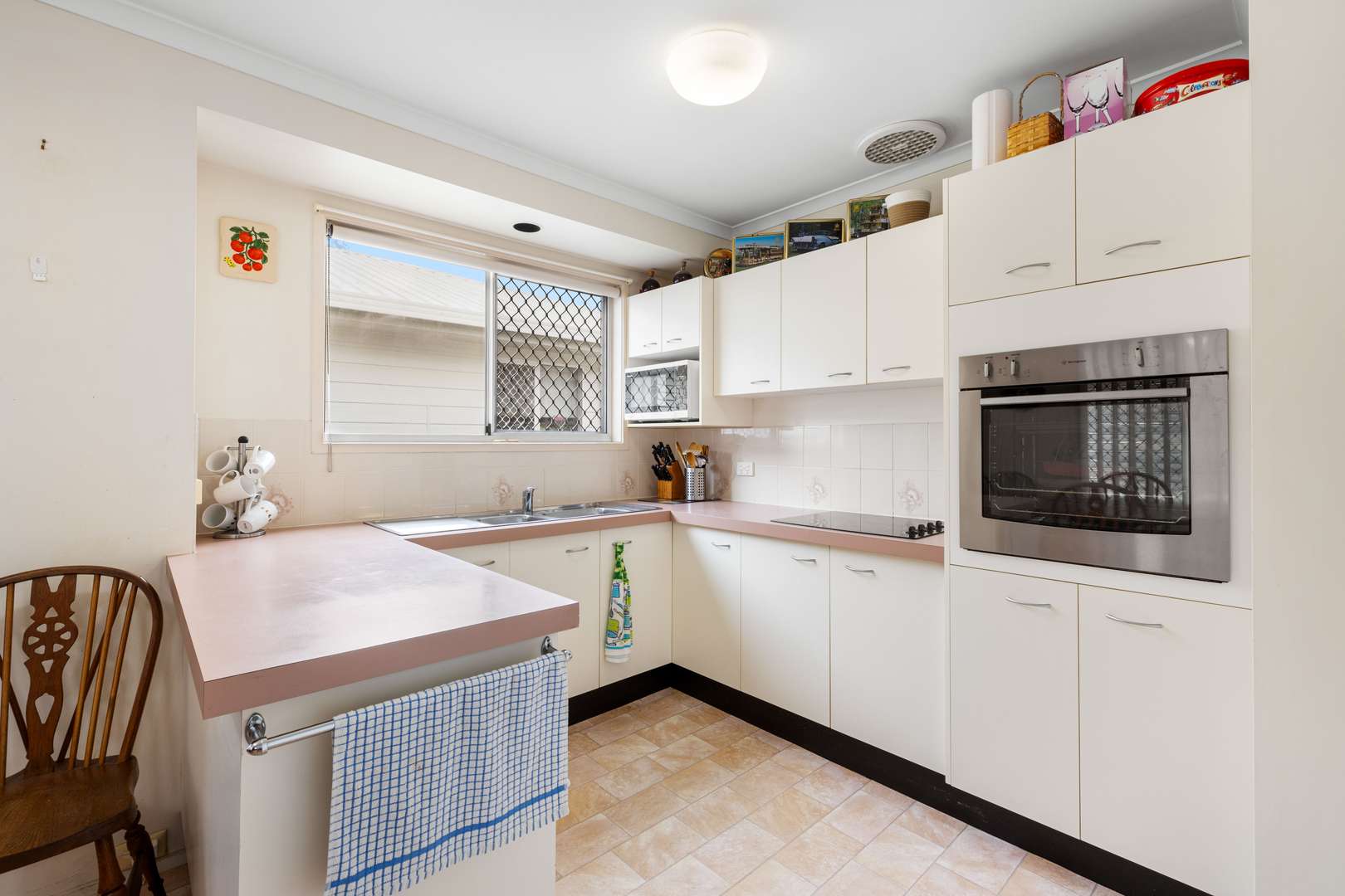 Well presented and Low Maintenance