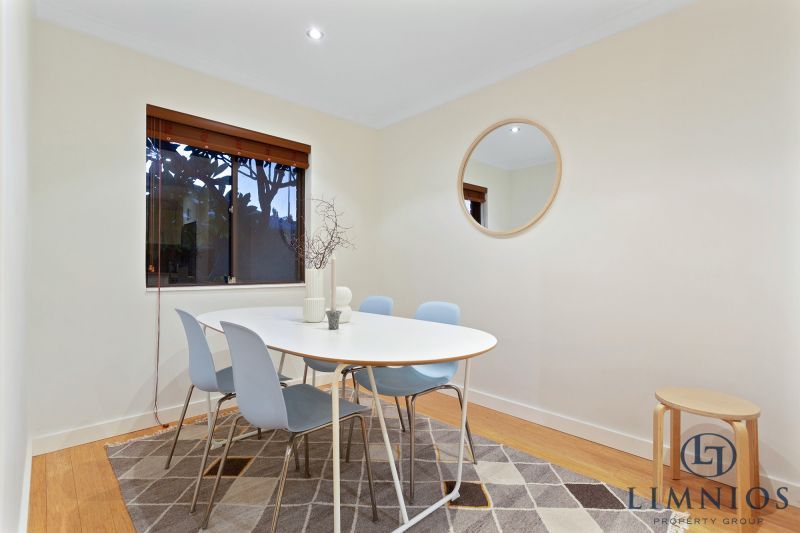 Premiere Location and Lifestyle!!