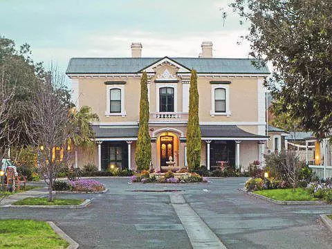 One Bedroom - North Facing - With Views