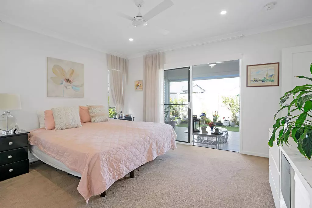 35 Holbrooke by Palm Lake Resort