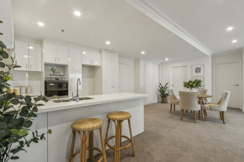 Light, bright & spacious two-bedroom apartment