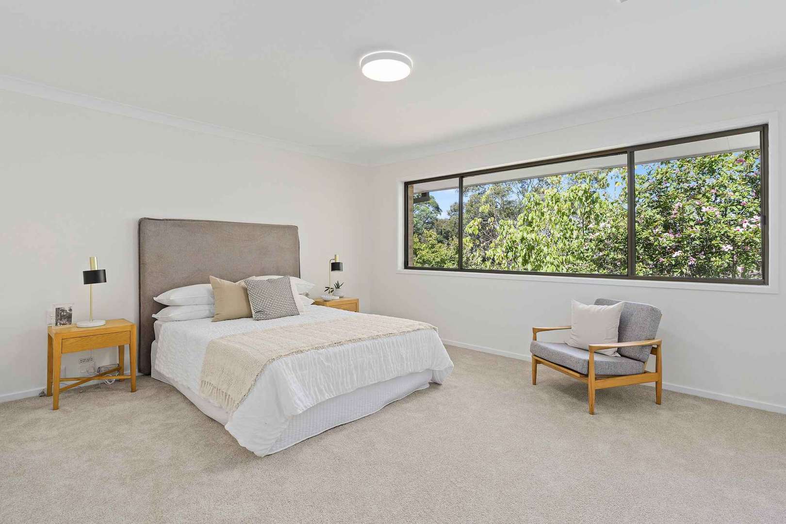 Spacious 2 Bedroom Home with private backyard