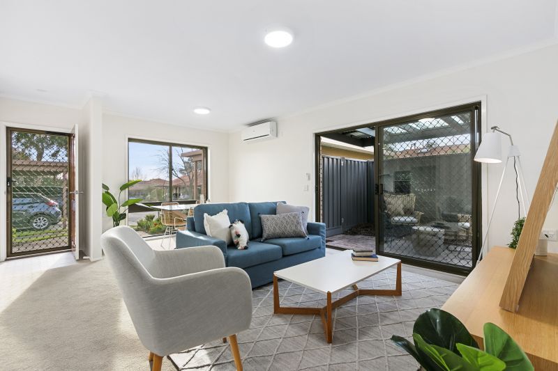The perfect villa for a north-facing private backyard