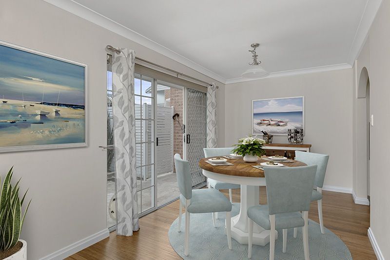 Rarely available 2 bedroom, spacious, immaculately presented ground floor villa