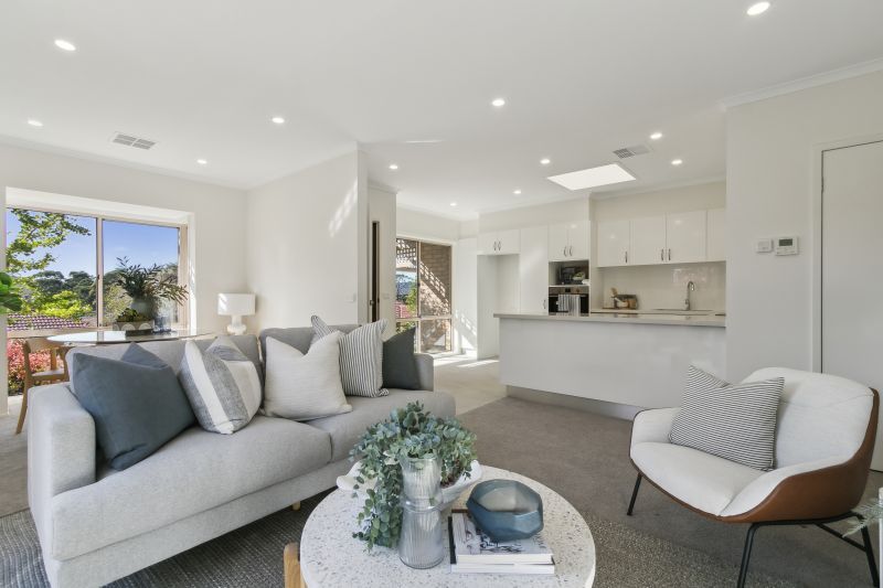 Stylish, 2-bedroom, modern villa close to the shops