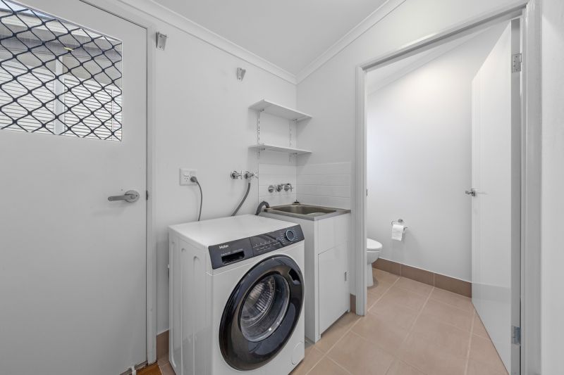 Easy, Community Living!