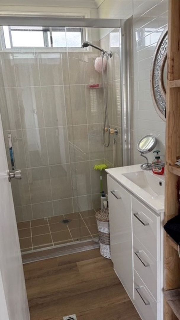 Freshly Renovated MOVE IN READY!!