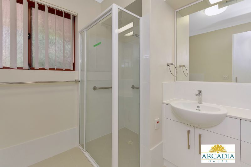 ARCADIA WATERS BICTON - Say Hello to your New Home...