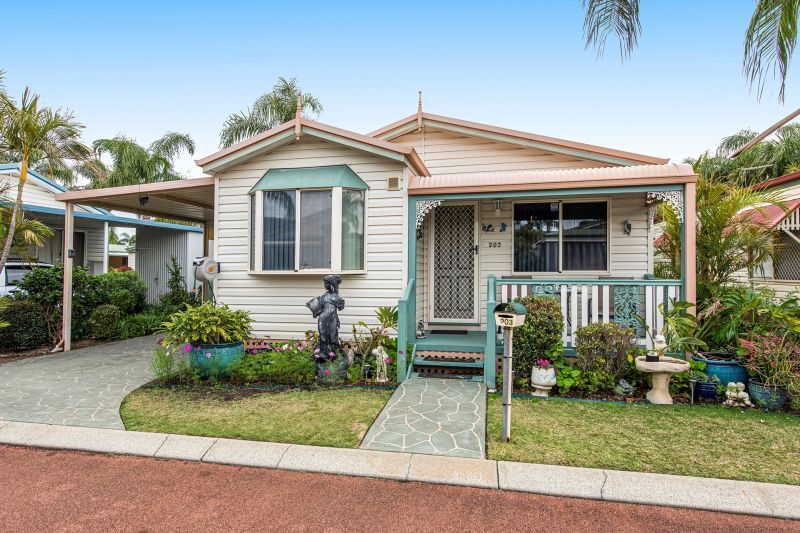 Riverside Gardens Estate Site 203