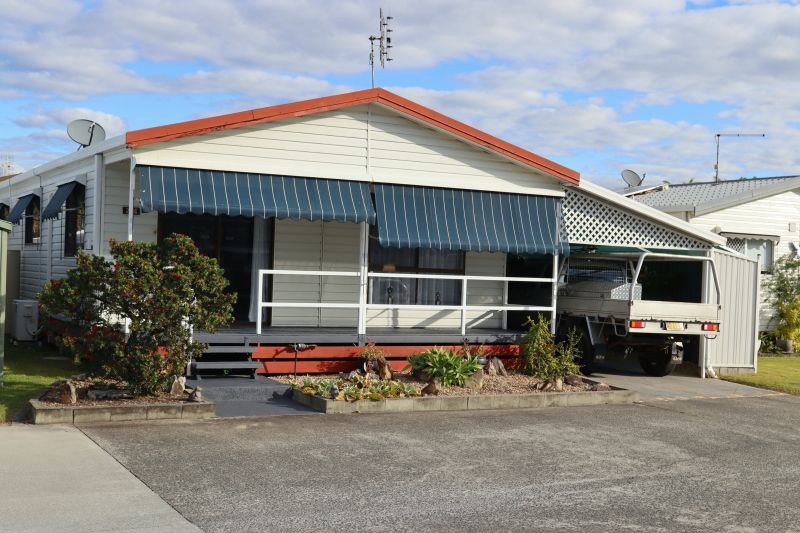 Tweed Broadwater Village, an Over 50's Pet Friendly Lifestyle Village