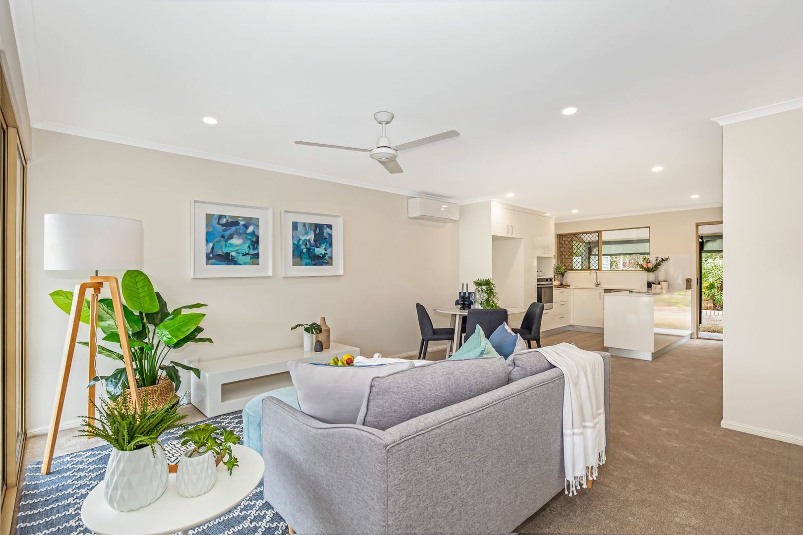 2-bedroom villa with garage