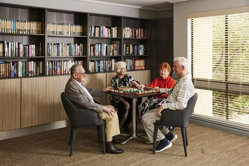 Apt 98 – Fully renovated oversized apartment, private and quiet